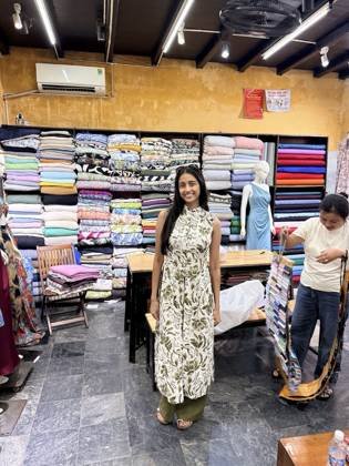 Clothes made at 5 Stitches Tailor, photo by a customer (HAFSA NUMA)