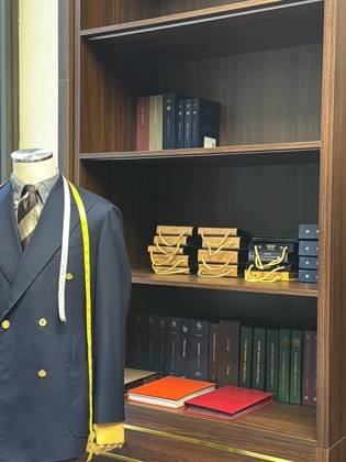 Clothes made at Aiguille Bespoke Tailoring, photo by a customer (Do Bao Chi)