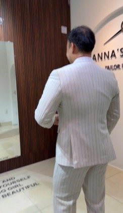 Clothes made at Anna’skleding Tailor in Danang, photo by a customer (Hieu Huynh)