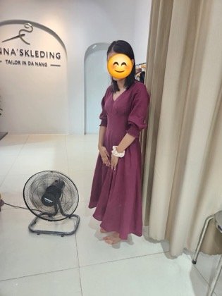 Clothes made at Anna’skleding Tailor in Danang, photo by a customer (Mansi Aggarwal)