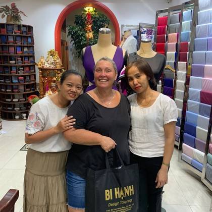 Clothes made at Bi Hanh Tailor, photo by a customer (Stringe)