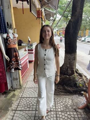 Clothes made at Blue Lantern Tailor &Design, photo by a customer (Sophie März)