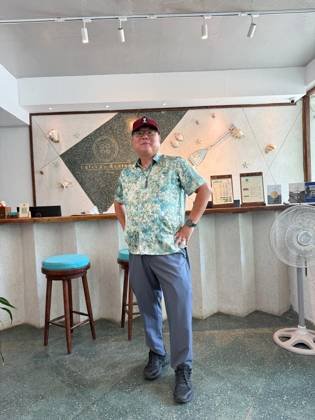 Clothes made at Co May Tailor Hoi An, photo by a customer (Sam Chew)