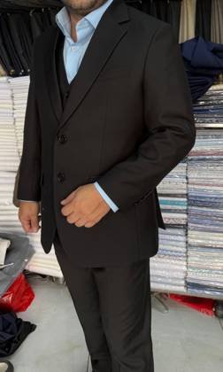 Clothes made at Cửa hàng Thái Taloring One Day, photo by a customer (Meng Xiong)