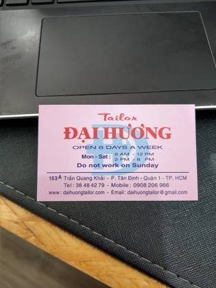 Clothes made at Đại Hương Tailor, photo by a customer (陳怡婷)