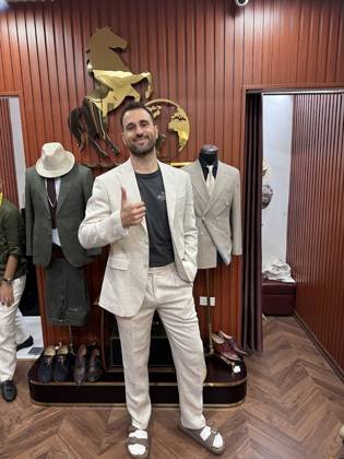 Clothes made at Danva Bespoke Suit Tailor Shop, photo by a customer (Mehmet GÜN)