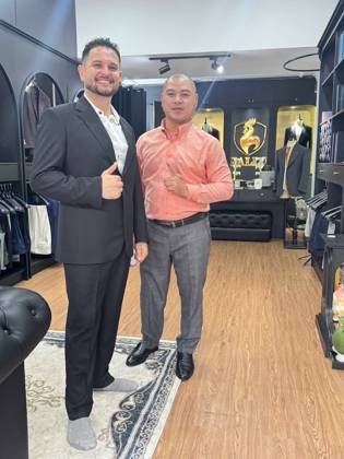 Clothes made at Gallo Bespoke Tailoring, photo by a customer (Juan Diaz)