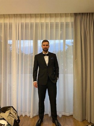 Clothes made at HAY HAY (Custom Tailoring), photo by a customer (Luka C)