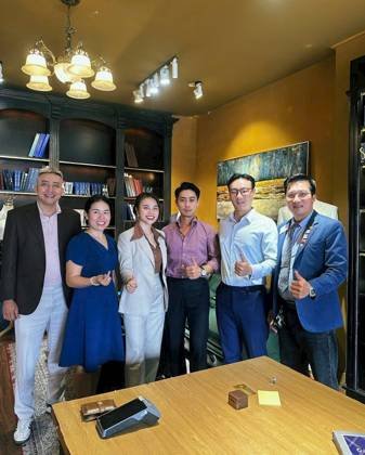 Clothes made at Kingsman Bespoke Tailoring, photo by a customer (Tuyen NguyenVan)