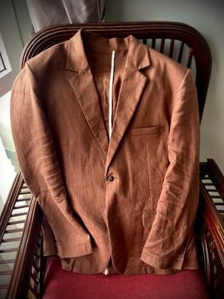 Clothes made at Lua Custom Tailor, photo by a customer (Mark B)