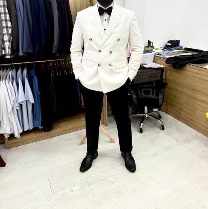 Clothes made at Năm Tailor, photo by a customer (Tilan Perera)