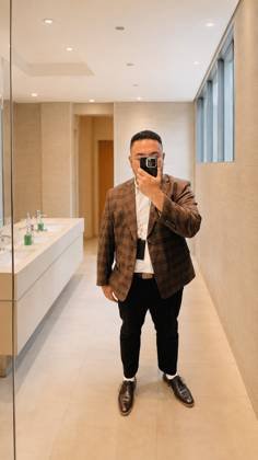Clothes made at Ngoc Giau Tailor Ben Thanh, photo by a customer (Mahathir Mehat)
