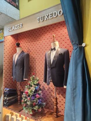Clothes made at Nhà may Minh Quy Veston-Blazer, photo by a customer (69 43)