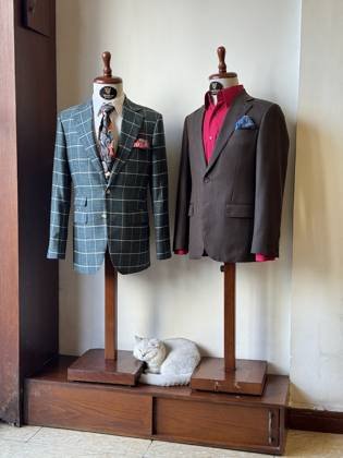 Clothes made at Nhut Tailor, photo by a customer (Glass Die)