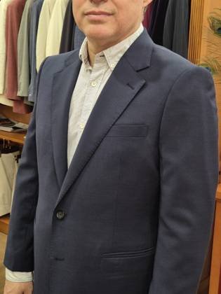 Clothes made at Nhựt Tailor Tràng Tiền, photo by a customer (Ricardo Manso Vieira)