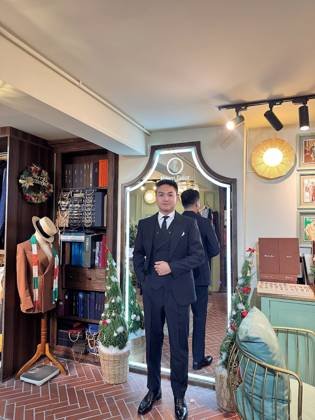 Clothes made at Ninesi (Ninesi Tailor) quận 1, photo by a customer (Anhkhoa Nguyen)