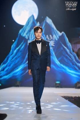 Clothes made at Ninesi (Ninesi Tailor) quận 1, photo by a customer (Cậu Hai Saigon)