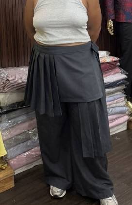 Clothes made at NơNyNa Tailor, photo by a customer (Sohan Judge)