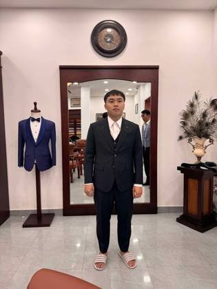 Clothes made at Paul Tailor, photo by a customer (Công Nguyễn)