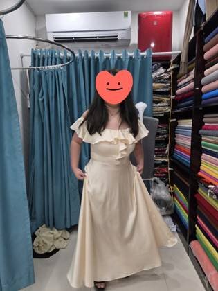 Clothes made at Phương Giang Tailor, photo by a customer (enqi emily)
