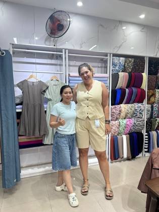 Clothes made at Queen's Tailor, photo by a customer (Giovanna Calefi Gallo)