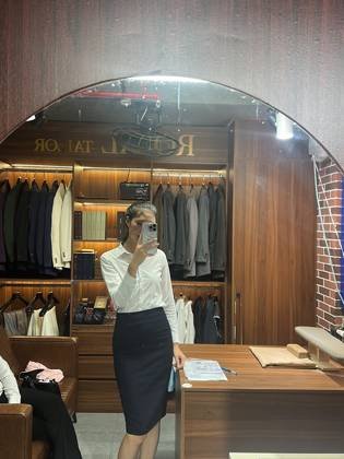 Clothes made at Royal Bespoke Tailor, photo by a customer (Hải Yến Nguyễn Thị)