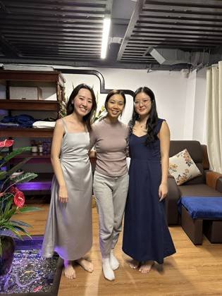 Clothes made at Royal Silk Shop, photo by a customer (Yuki Goay)