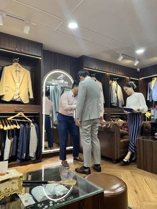 Clothes made at SARTOLAD Tailor, photo by a customer (Kevin Pham)