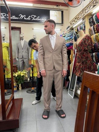 Clothes made at Shine Tailor, photo by a customer (Jens Becker)