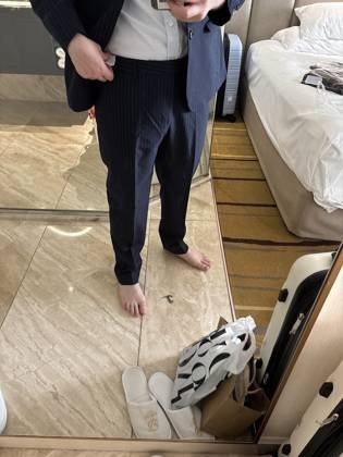 Clothes made at Shop Thúy SG 321, photo by a customer (Ragin Barzanji)