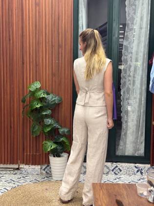 Clothes made at Simon's The Tailor, photo by a customer (Iris Waterman)