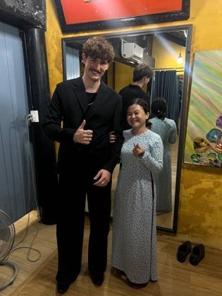 Clothes made at THAO Atelier, photo by a customer (Moritz Klieber)