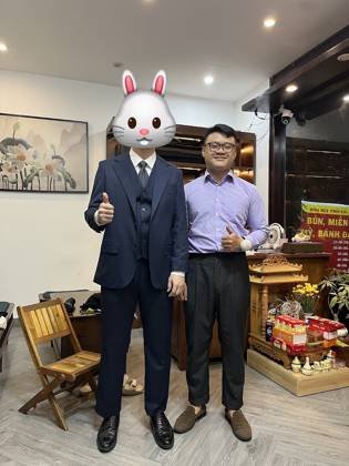 Clothes made at Tiệm may LeeTran Tailor, photo by a customer (Hyosub Kim)