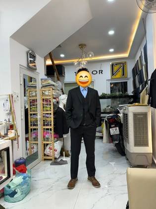 Clothes made at Vũ Thành Tailor, photo by a customer (Avery Guan)
