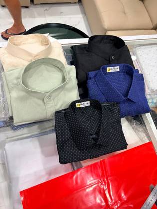 Clothes made at Vũ Thành Tailor, photo by a customer (Luis)