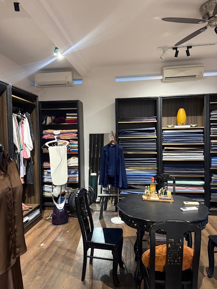A Dong Silk Saigon, tailor for suits and shirts in Ho Chi Minh City (Saigon) — photo 1 of 6