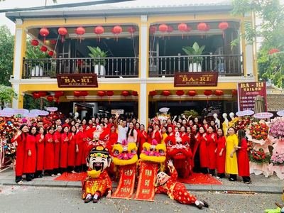 Ba Ri Tailor — suits in Hoi An