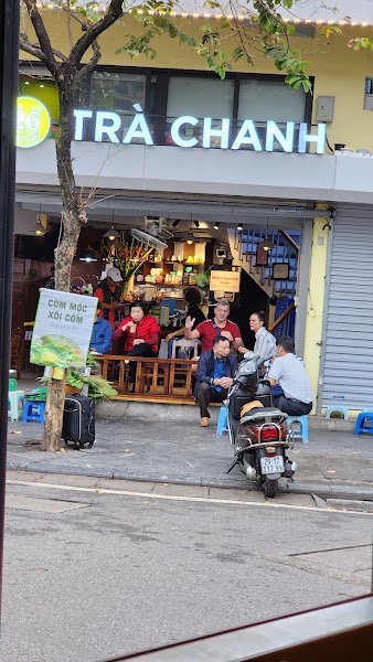 Bambou Silk Tailors, tailor for dresses and suits in Hanoi — photo 3 of 6