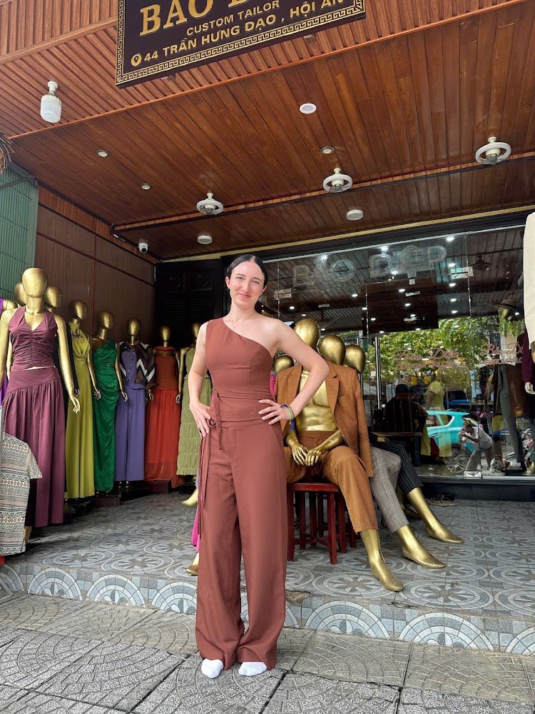 Bao Diep Tailor, tailor for suits and dresses in Hoi An — photo 1 of 6