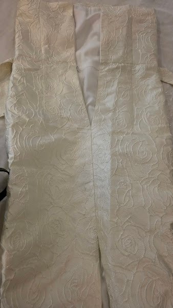 BeBe Tailor, tailor for suits and dresses in Hoi An — photo 3 of 6