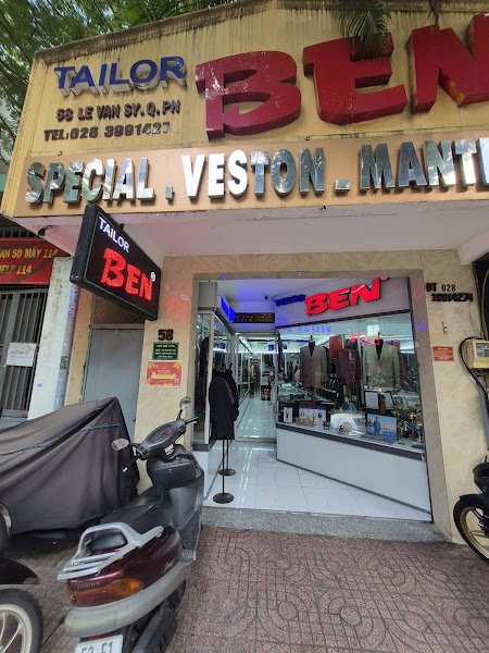 Ben Tailor, tailor for tuxedos and suits in Ho Chi Minh City (Saigon) — photo 3 of 6