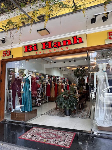 Bi Hanh Tailor, tailor for suits and dresses in Hoi An — photo 3 of 6
