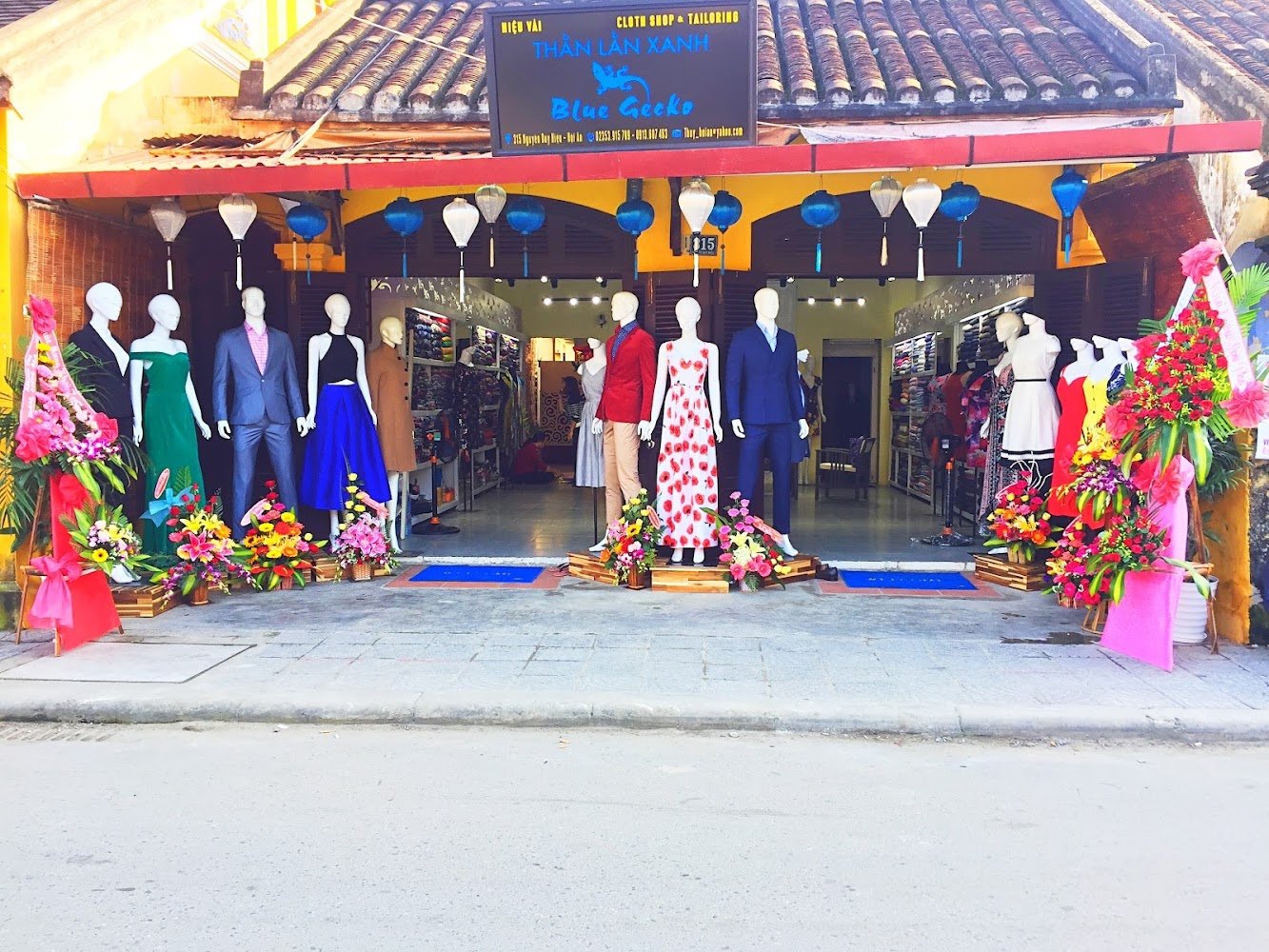 Blue Gecko Tailor Hoi An, tailor for suits and dresses in Hoi An — photo 1 of 6