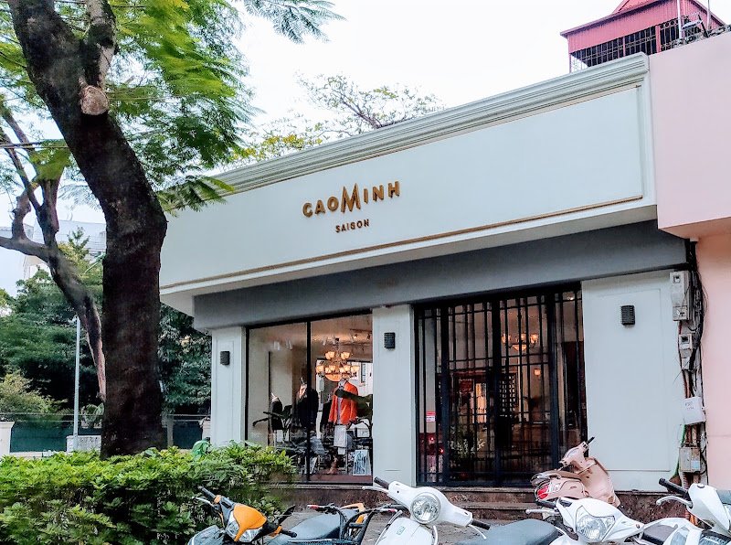 Cao Minh Saigon, tailor for suits and shirts in Hanoi — photo 5 of 6