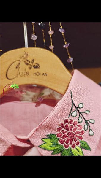 Chiba Boutique, tailor for embroidery and linen in Hoi An — photo 4 of 6
