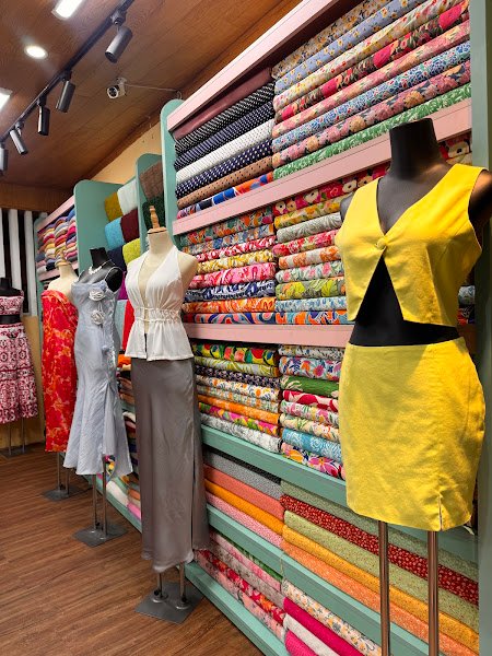 Co May Tailor Hoi An, tailor for suits and shirts in Hoi An — photo 2 of 6