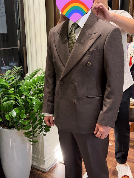 DUAN Tailor, tailor for suits and tuxedos in Ho Chi Minh City (Saigon) — photo 3 of 6