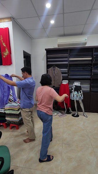 Duc Minh Custom Tailoring, tailor for suits and shirts in Hoi An — photo 4 of 6