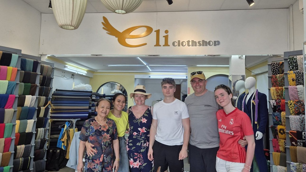 Eli Clothshop, tailor for dresses and suits in Hoi An — photo 1 of 6
