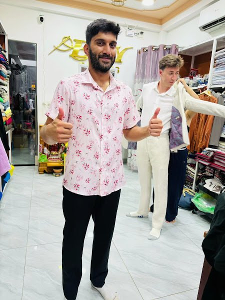 Emy Custom Tailor, tailor for suits and dresses in Hoi An — photo 3 of 6
